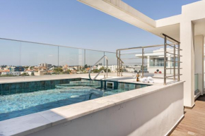 YAMAS Urban Living Pool Penthouse Marvel Families & Couples ONLY